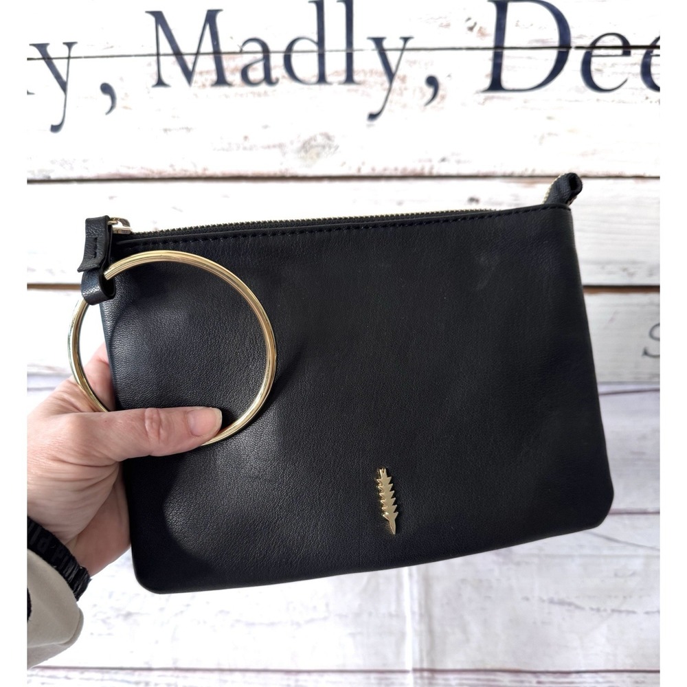 Thacker New York Genuine Leather Clutch Purse Black & Gold Wristlet Zip Closer - Picture 8 of 8